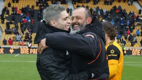 Raúl Jiménez: Wolverhampton se enfrentará a Nuno Espirito Santo y los Spurs