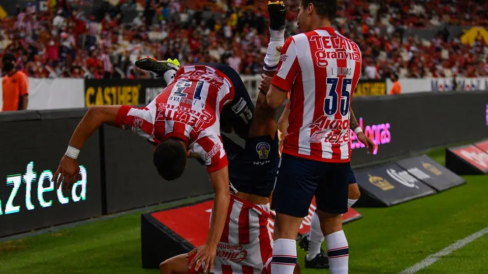 Atlas vs Chivas: Zaldívar imitó festejo del 'circo del Bofo Bautista' en Clásico Tapatío