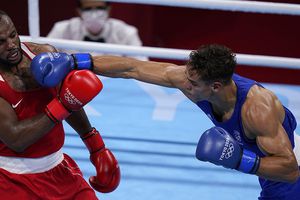 Tokio 2020: Boxeador marroquí intentó morder a su rival 'al estilo Mike Tyson'