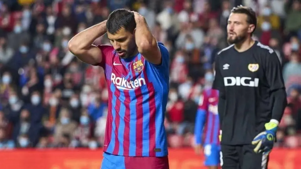 Kun Agüero: Anunciaría su retiro del futbol tras problemas cardiacos