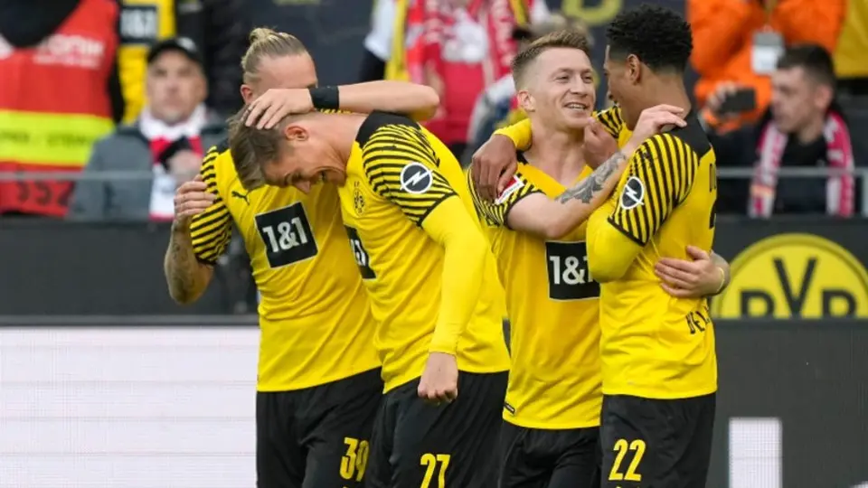 Bundesliga: Borussia Dortmund derrotó al Colonia de la mano de Hazard