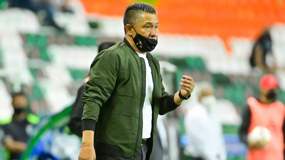 Ambriz sobre Vasco Aguirre: 'Me toca demostrar que también soy buen entrenador'
