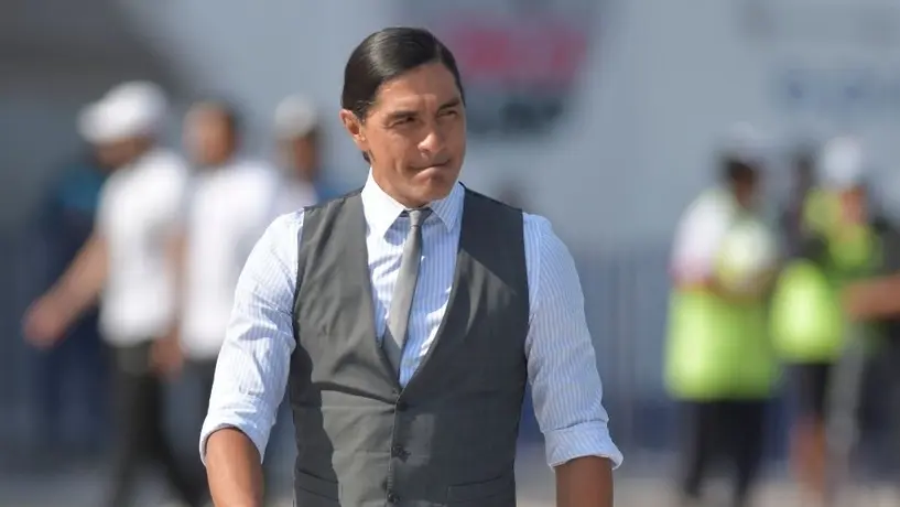 Paco Palencia sorprendió con un cambio de look completamente rapado