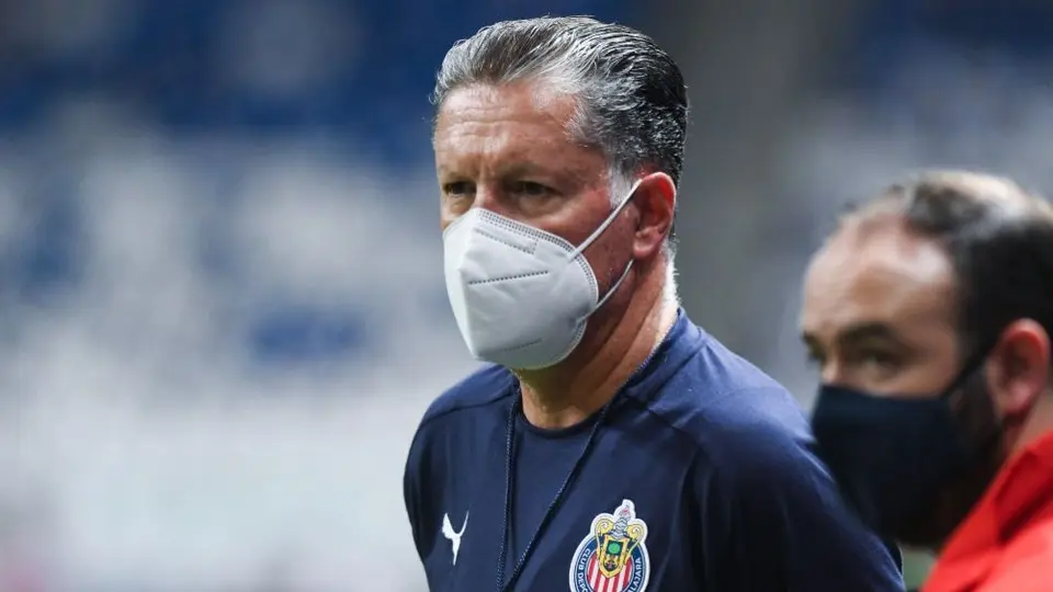 Ricardo Peláez: 'No podemos arrastrar y pisotear el escudo de Chivas'