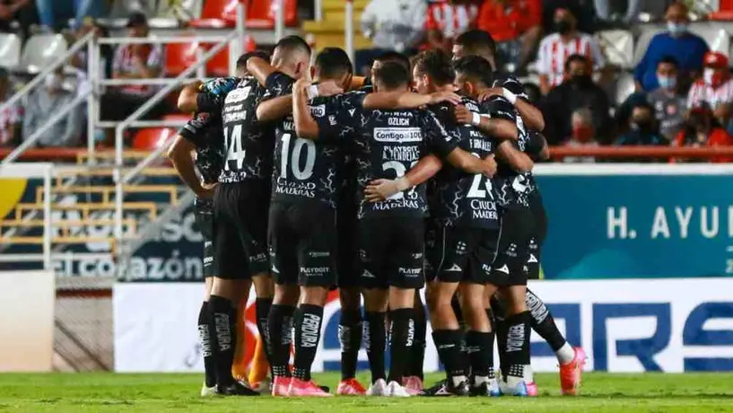 Necaxa: Aficionados, celebridades y equipos felicitaron a los Rayos por su 'Aniversario 98'