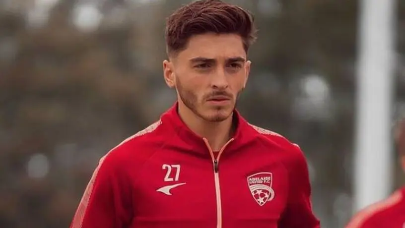 Futbolista australiano reveló su homosexualidad con un emotivo video