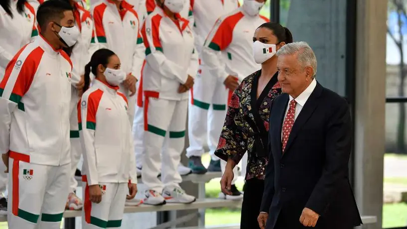 AMLO: Abanderó a delegación mexicana que participará en Juegos Olímpicos de Tokio 2020