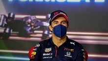 Papá de Max Verstappen: 'Checo Pérez todavía tiene algunas debilidades'