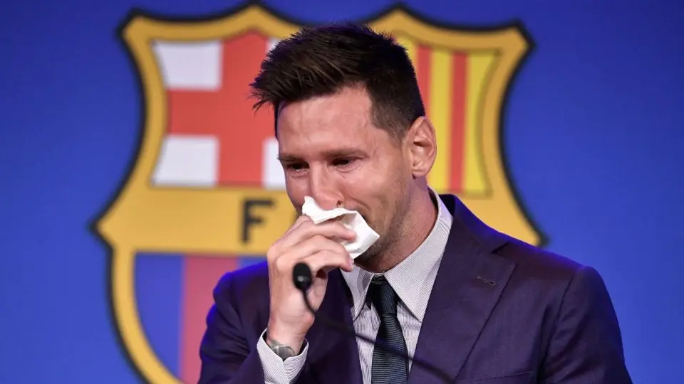 Messi entre lágrimas en despedida del Barcelona: 'Estoy bloqueado, nunca imaginé decir adiós'