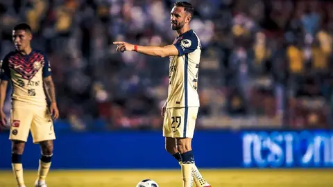Video: Miguel Layún asustó a Fernando Madrigal en la madrugada