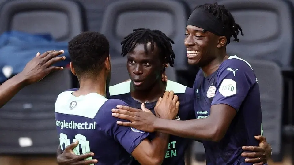 Eredivisie: PSV debutó con victoria sobre  Heracles en la nueva temporada de Liga