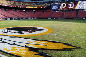 NFL: Washington Football, multado con 10 MDD por casos de acoso sexual