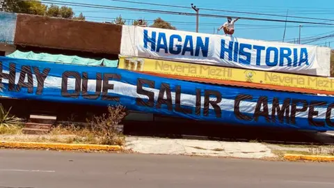 Cruz Azul: Porra de La Máquina asistió a La Noria para apoyar al equipo