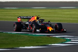 Checo Pérez: 'El cuarto puesto sería mejor, pero podemos mejorar en la prueba sprint'