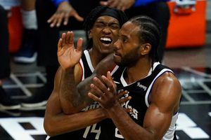 NBA: Clippers venció a Mavericks y avanzó a Semifinales de la Conferencia Oeste