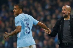 Danilo: 'Creo que Guardiola pone a su esposa en el sofá de la casa como si de una jugadora se tratara'