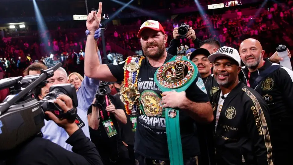 Tyson Fury venció a Deontay Wilder con un KO impactante en el fin de la trilogía
