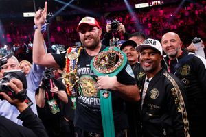Tyson Fury venció a Deontay Wilder con un KO impactante en el fin de la trilogía
