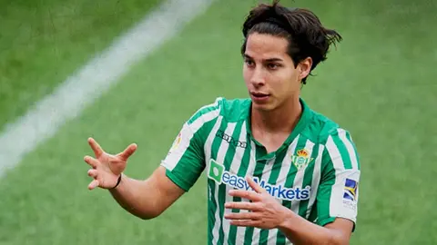 Lainez, ausente de la convocatoria de Betis contra Granada