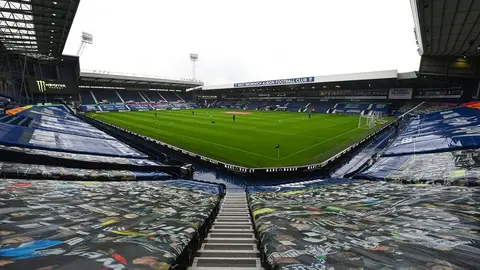 Premier League: Permitirá afición en estadios en las últimas jornadas