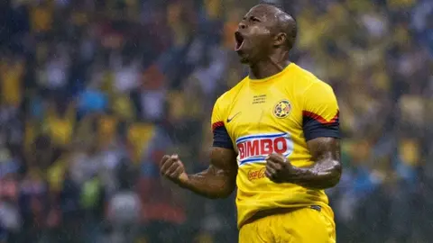 América y Santos recordaron a Chucho Benítez con emotivos mensajes