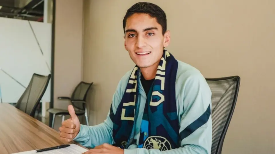 América: Santiago Naveda renovó contrato con las Águilas hasta 2023