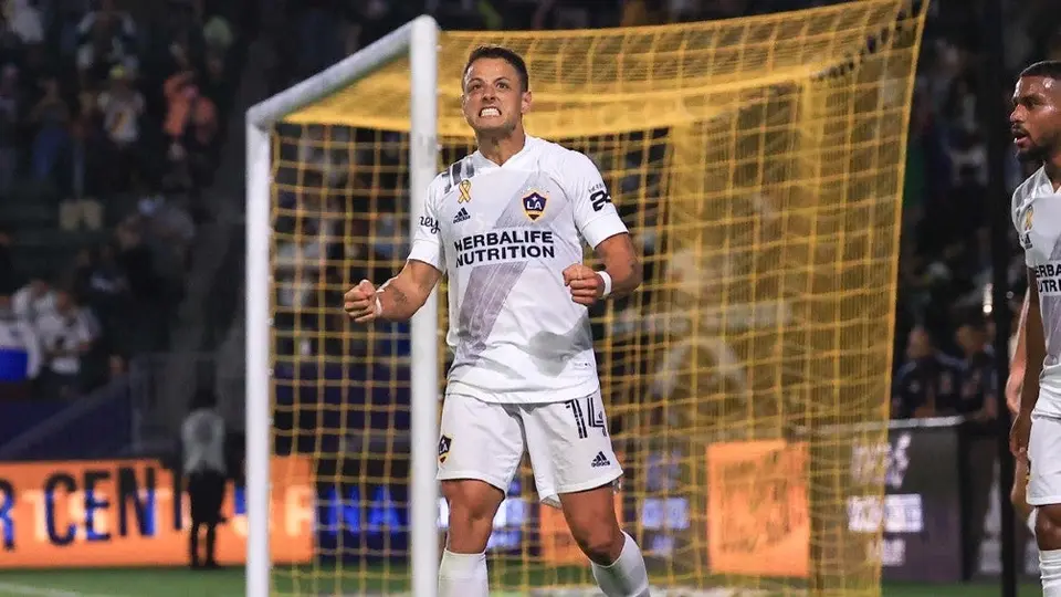 Chicharito se reencontró con el gol en empate del Galaxy con el Dynamo