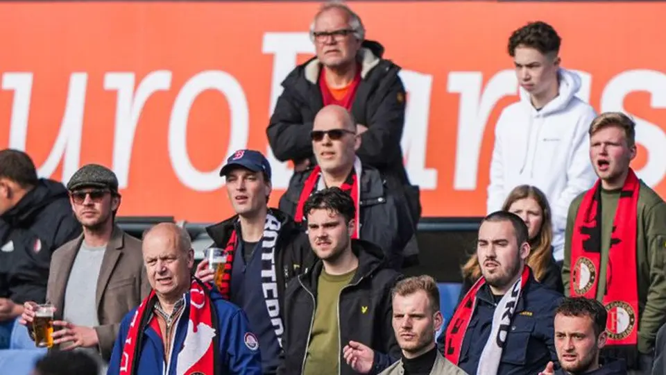 Afición de Países Bajos podrá regresar a los estadios para la Liga Conferencia
