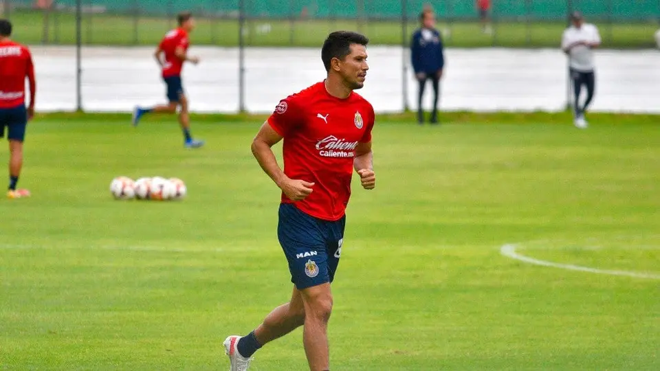 Chivas: Molina desmintió haber discutido con Fernando Beltrán