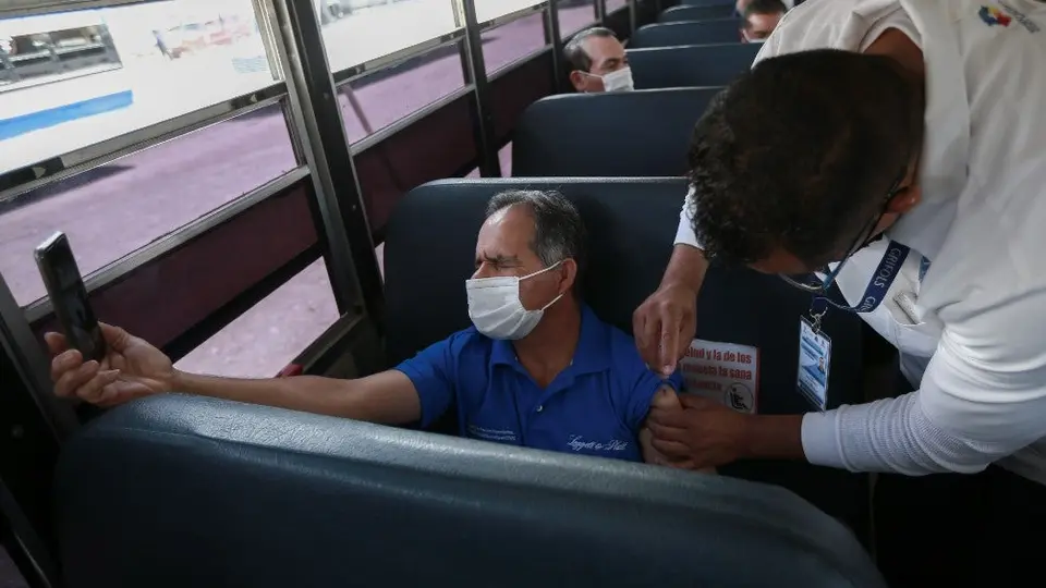 México registró 932 nuevos casos de Covid-19; muertes sumaron 61