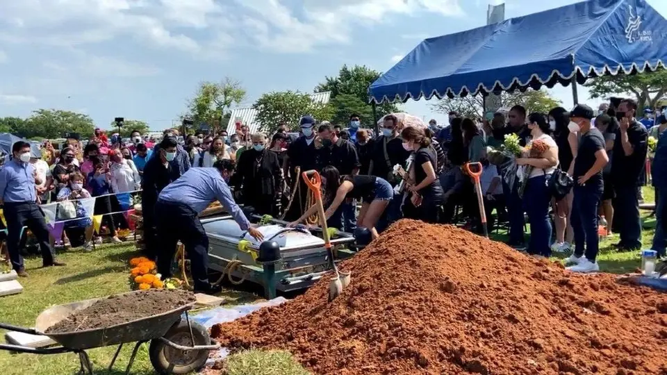 Octavio Ocaña fue sepultado este lunes en Villahermosa, Tabasco