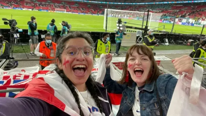 Euro 2020: Aficionada inglesa, despedida por haber fingido estar enferma para asistir a la Semifinal