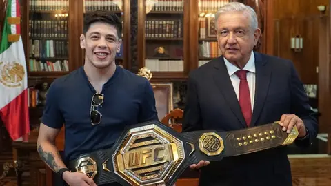 UFC: Brandon Moreno se reunió con AMLO y Cuauhtémoc Blanco en Palacio Nacional