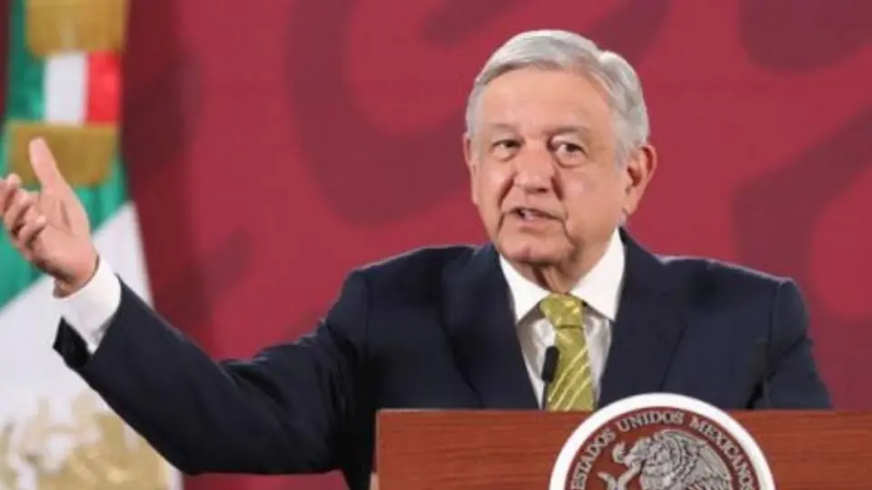 Covid-19: 'Ánimo presidente, no duele mucho', así apoyaron a AMLO por tercera dosis