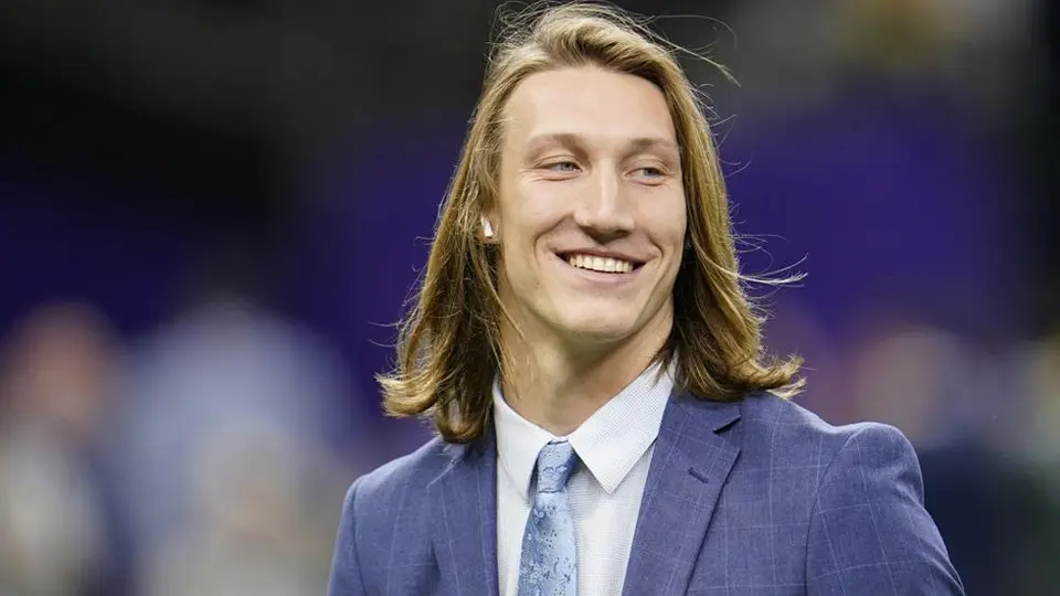 NFL: Trevor Lawrence firmó patrocinio con plataforma de criptomonedas