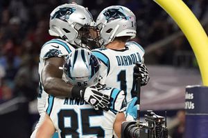 NFL: Panthers mantuvo el invicto tras derrotar a Texans en arranque de la S3