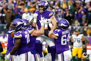 NFL: Vikings definen con gol de campo ante Rodgers y Packers
