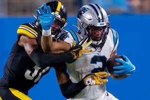 NFL: Panthers arrollaron a Steelers en la Final de pretemporada