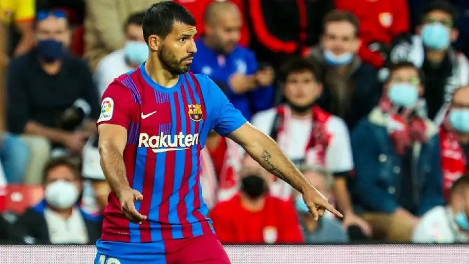 Agüero ante rumores de su retiro por salud: 'Seguiré mi evolución en el plazo de los 90 días'