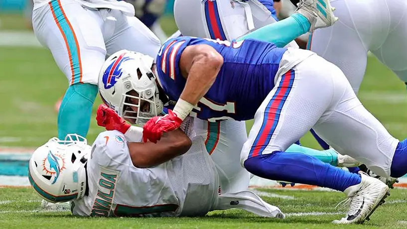 NFL: Tua Tagovailoa, baja de Miami al menos por tres semanas