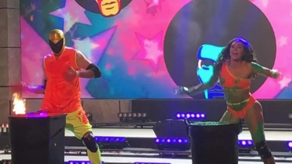 Tinieblas Jr. pidió disculpas a Macky González por nalgada y aseguró que fue por la adrenalina