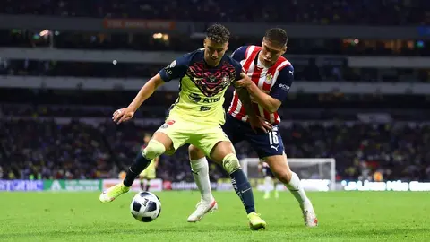 Luis Olivas sobre Chivas en el Clásico Nacional: 'Hubo cambio de mentalidad, peleamos y mordimos'