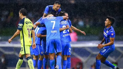 Jugadores de Cruz Azul hicieron fiesta de Halloween tras vencer al América