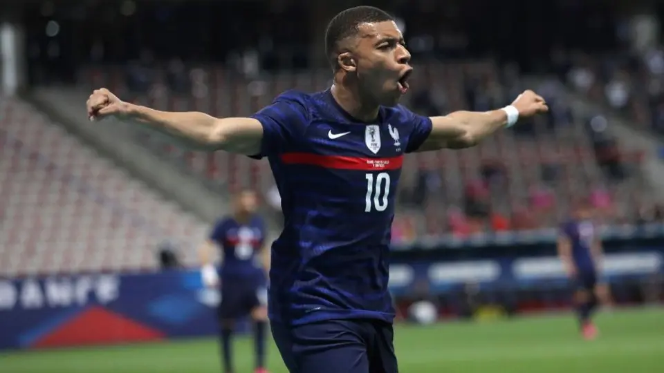 Karim Benzema: 'Deseo que Mbappé venga al Real Madrid algún día'
