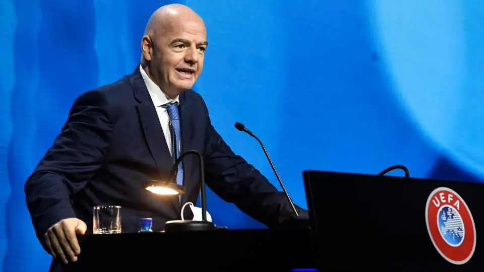 FIFA: Estudiará posibilidad de un Mundial cada dos años