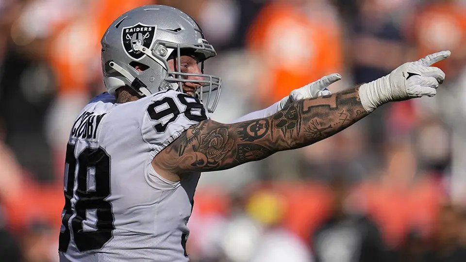 NFL: Raiders le ganó a Broncos en el inicio de la era sin Gruden