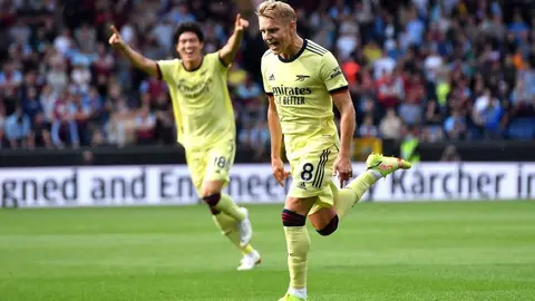 Premier League: Arsenal venció por la mínima al Burnley con golazo de Odegaard