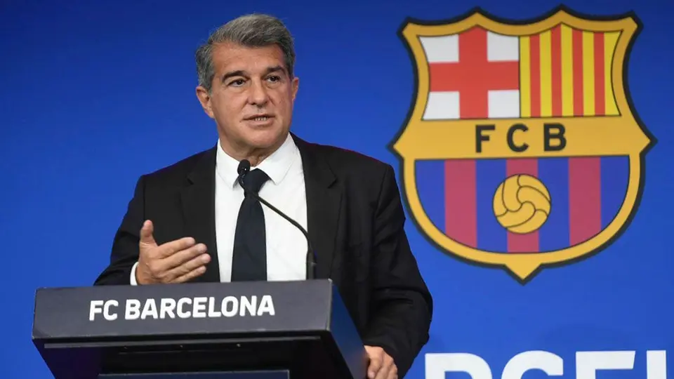 Barcelona deberá liberar 200 millones de masa salarial si cierra la renovación de Messi