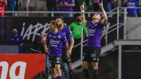 Liga MX: Mazatlán FC firmó remontada de alarido ante León y se aferra a la reclasificación
