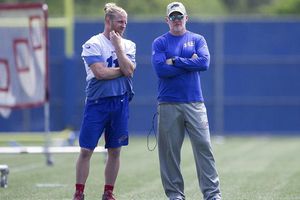 Dueño de Mavericks a Cole Beasley: 'Si te vacunas compraré acciones de Pfizer para tu esposa'